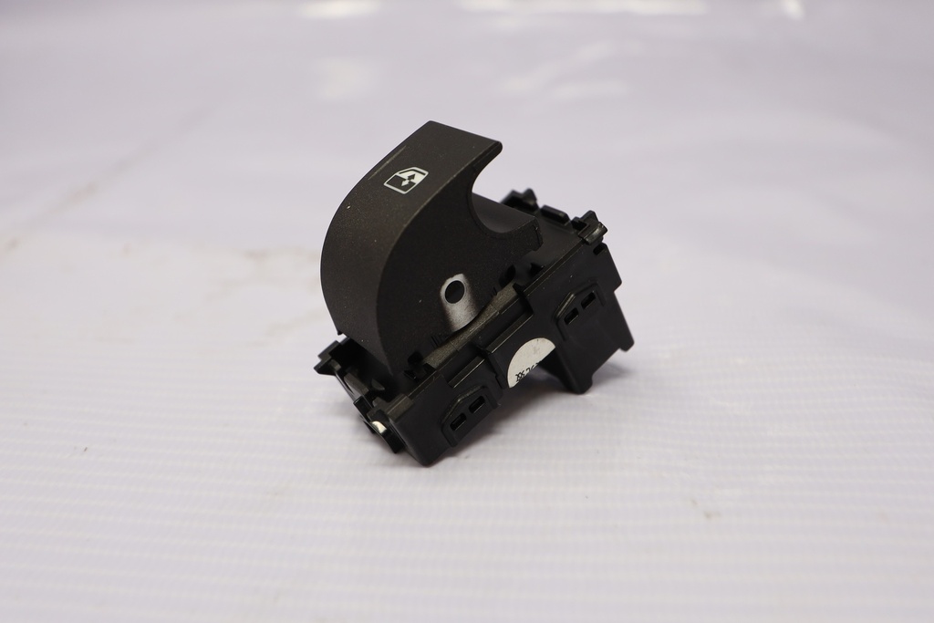4f57dcba-a610-4d82-8203-6bab55edd966