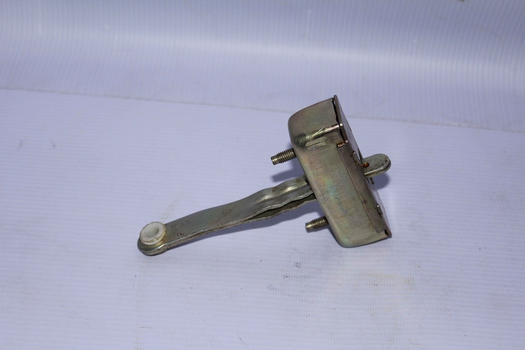 Conjunto de soporte de puerta izquierda