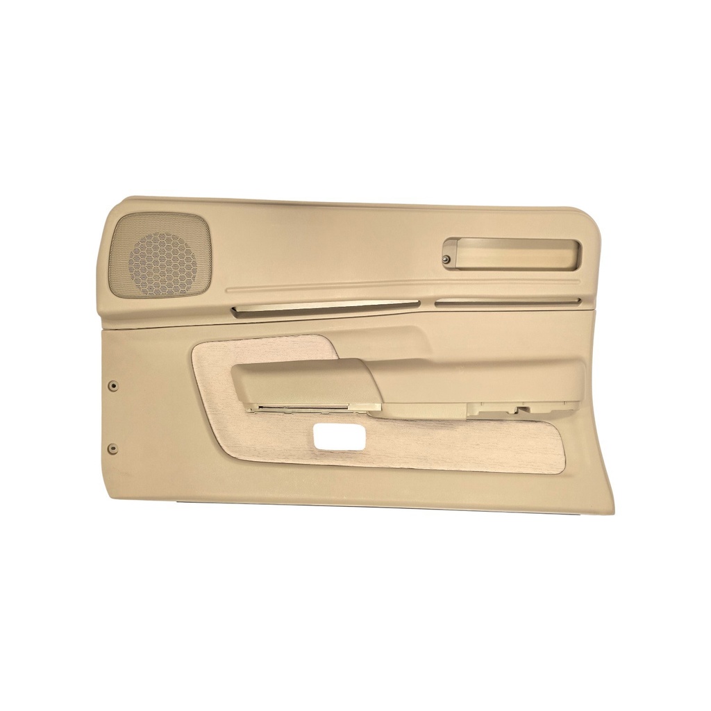 Panel protector de la puerta delantera izquierda