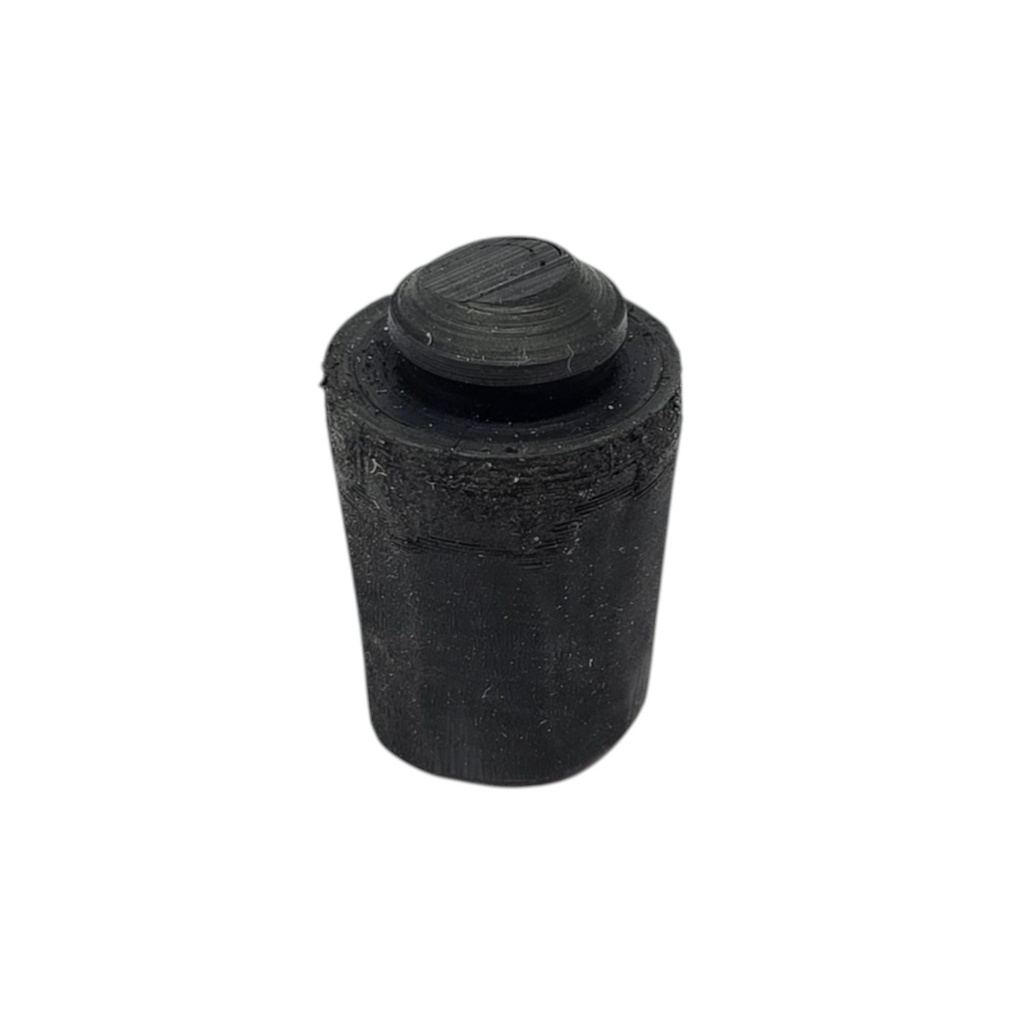 Buje de capot delantero